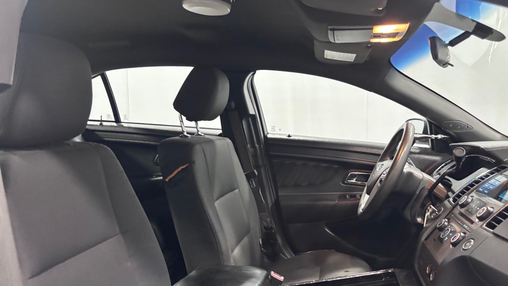 2016 Ford Taurus Image 20