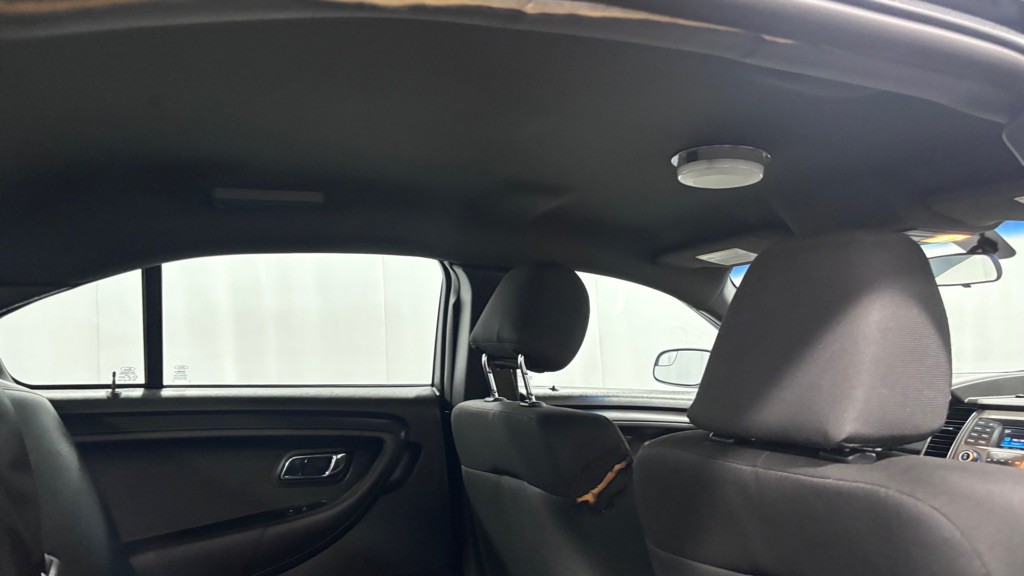 2016 Ford Taurus Image 27