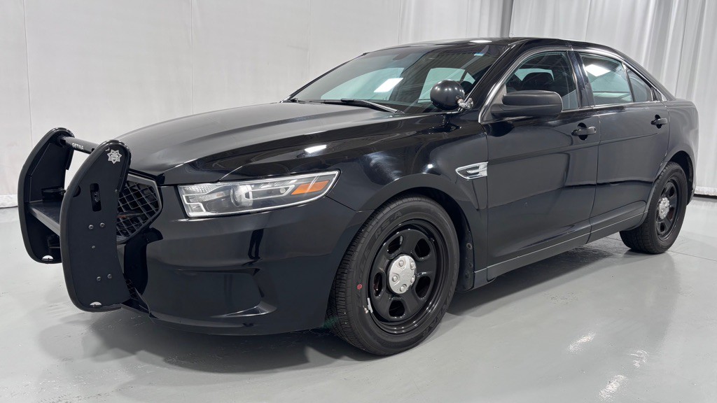 2017 Ford Taurus Image 1