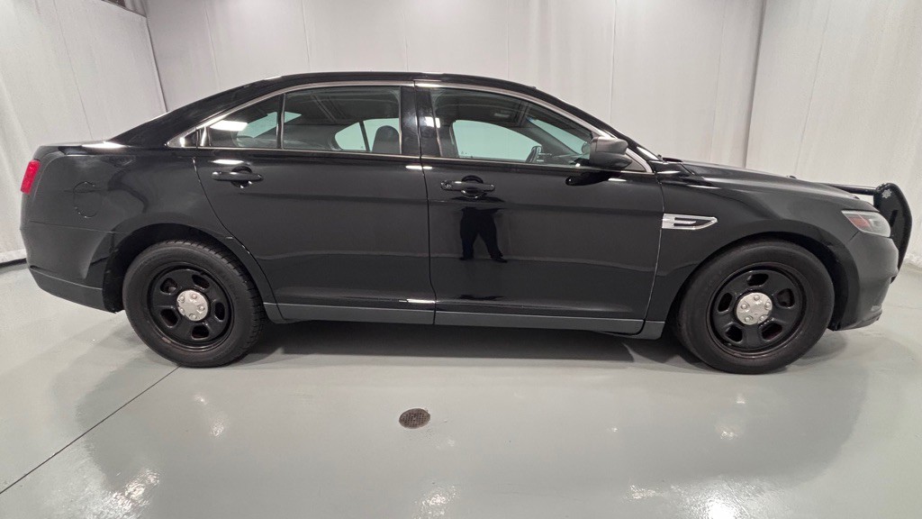 2017 Ford Taurus Image 4
