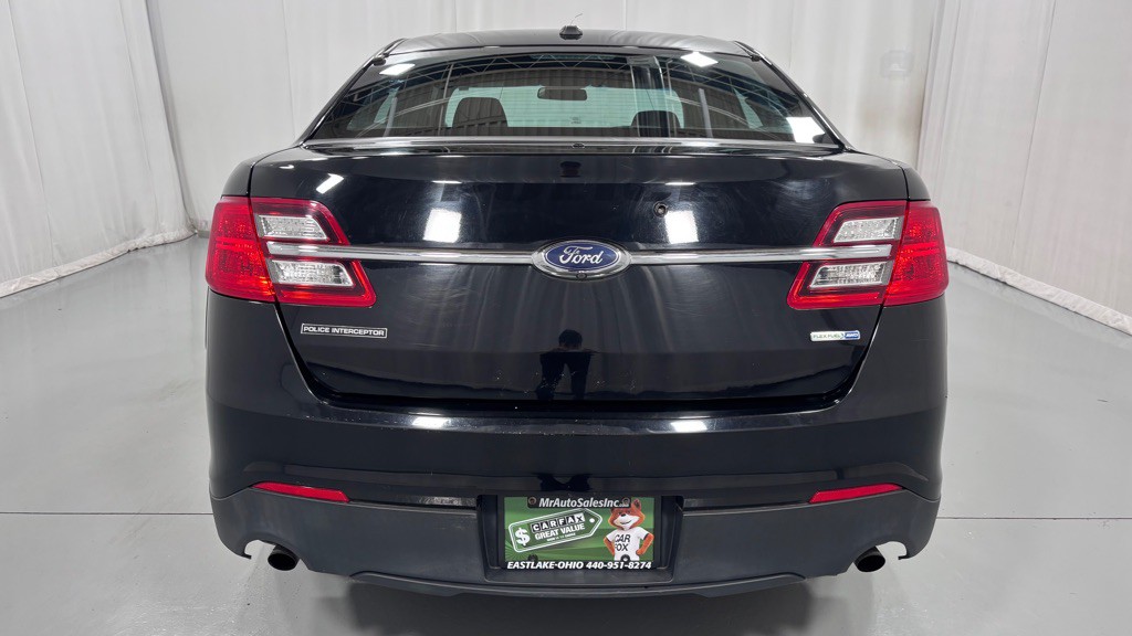 2017 Ford Taurus Image 6