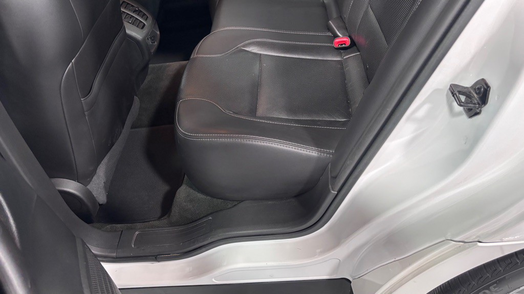 2016 Ford Taurus Image 22