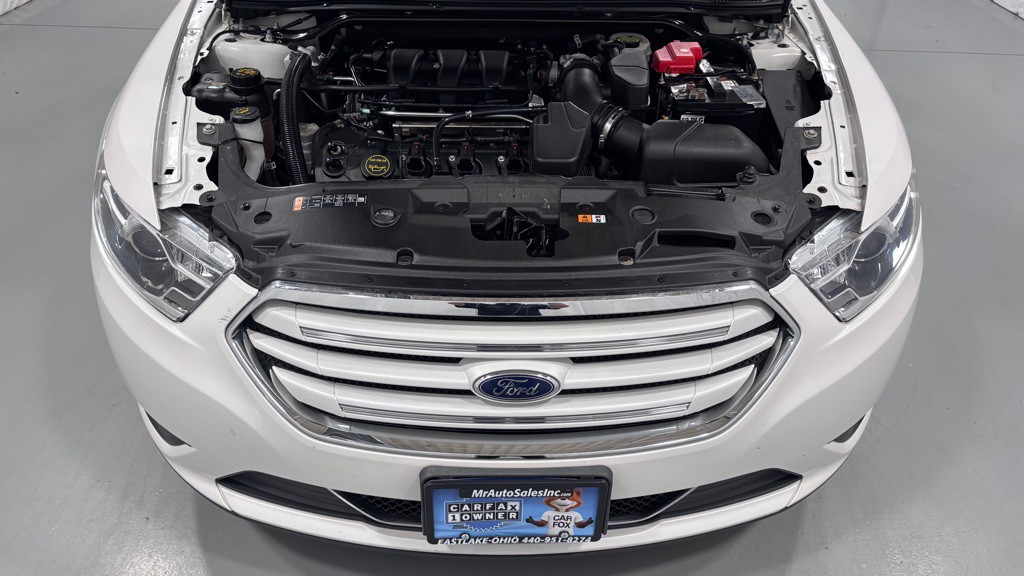 2016 Ford Taurus Image 30