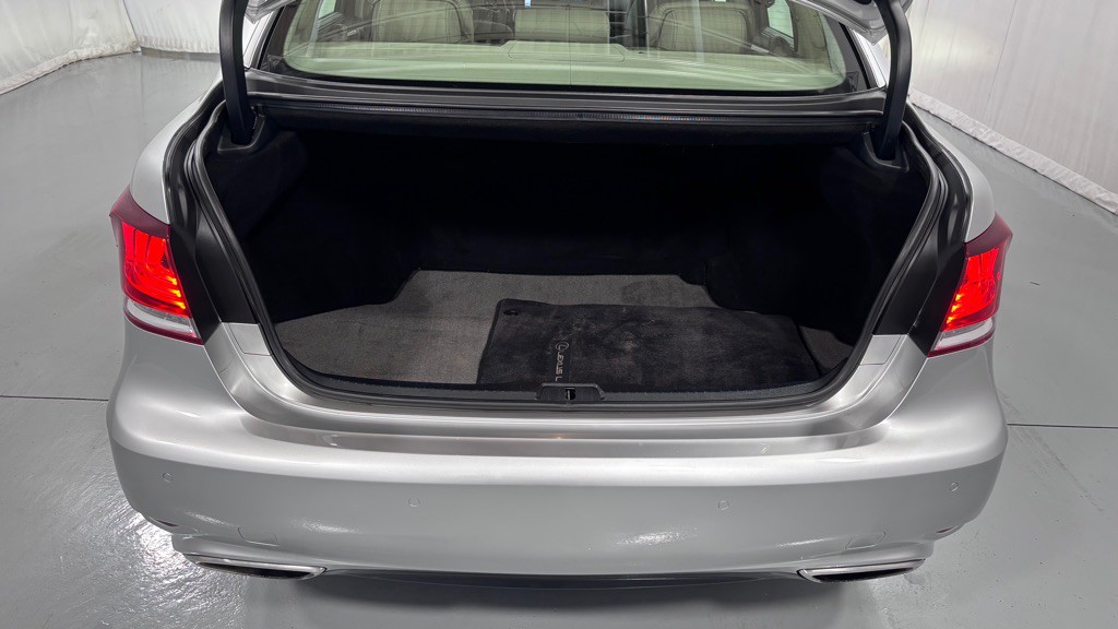 2013 Lexus LS 460 Image 29