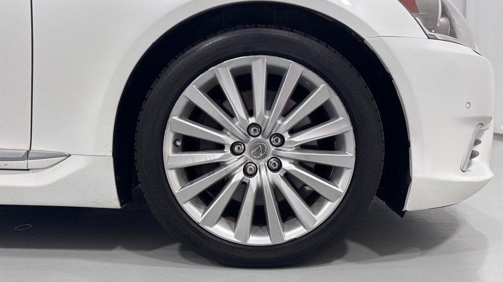 2015 Lexus LS 460 Image 33