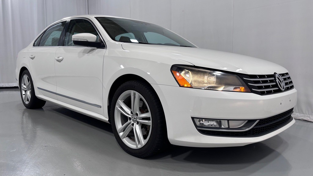 2014 Volkswagen Passat Image 3