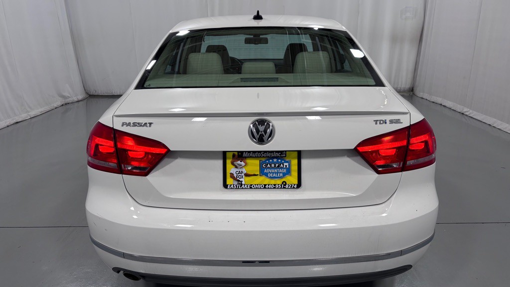 2014 Volkswagen Passat Image 6