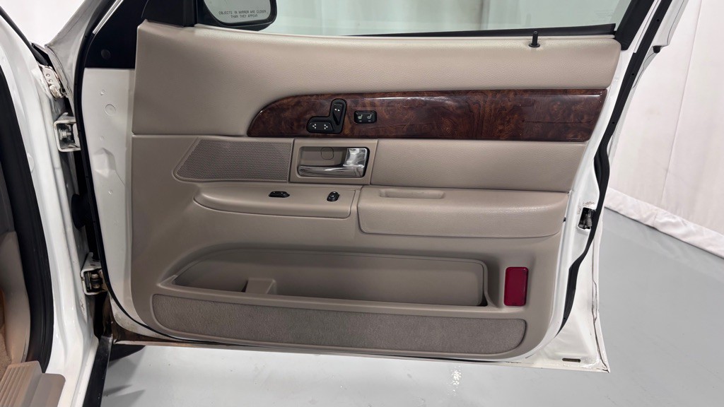 2008 Mercury Grand Marquis Image 21