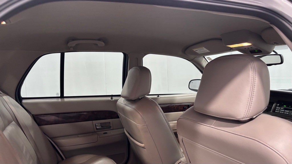 2008 Mercury Grand Marquis Image 27