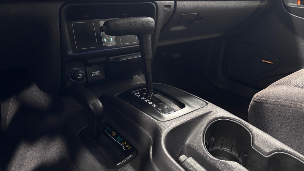 1998 Jeep Grand Cherokee Image 16