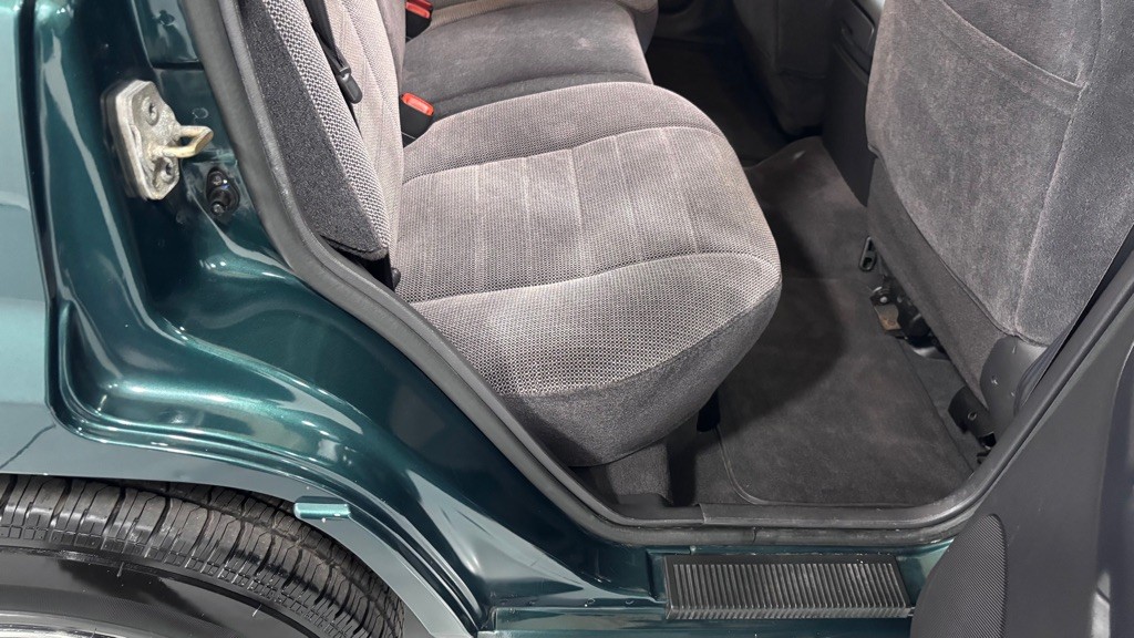 1998 Jeep Grand Cherokee Image 25