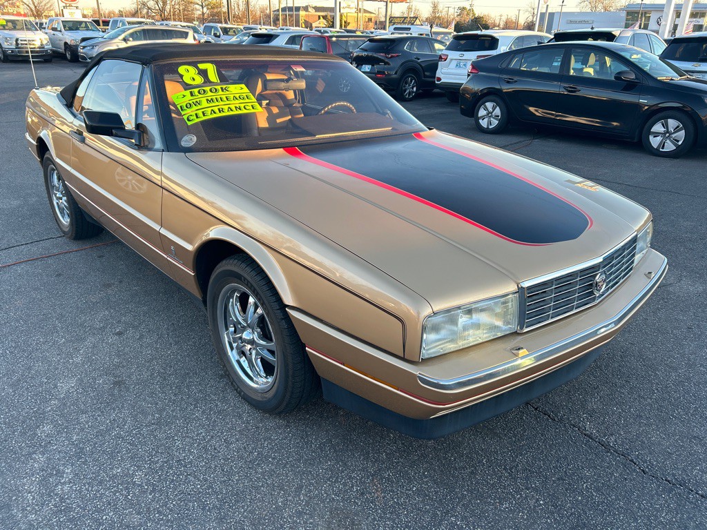 1987 Cadillac Allante Image 3
