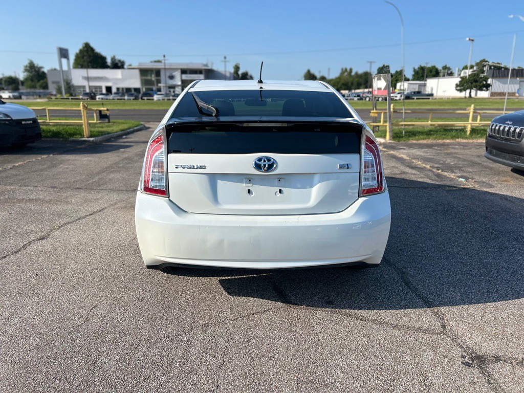 2014 Toyota Prius Image 6