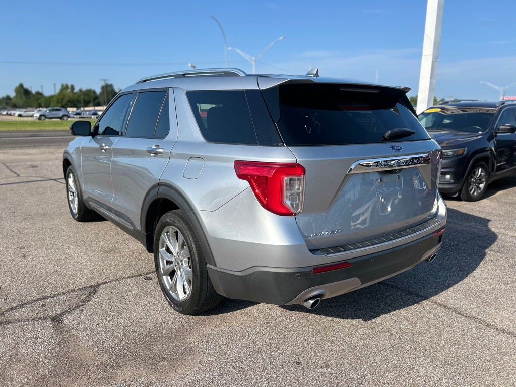 2020 Ford Explorer Image 13