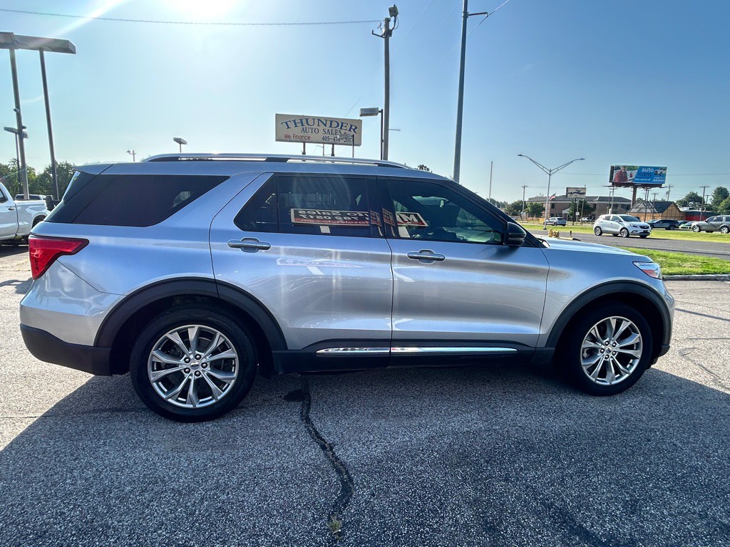 2020 Ford Explorer Image 15