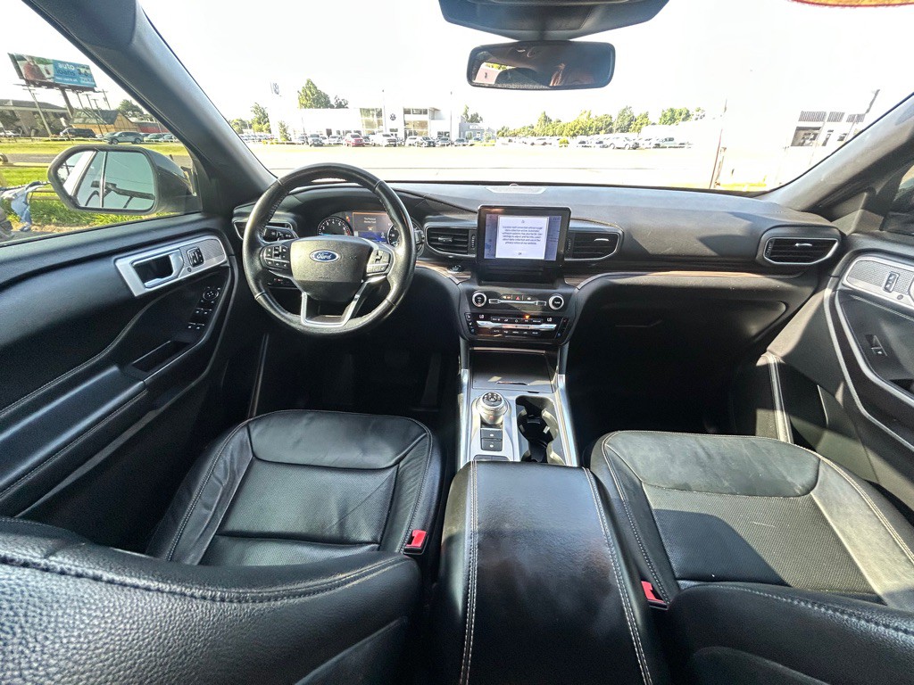 2020 Ford Explorer Image 24