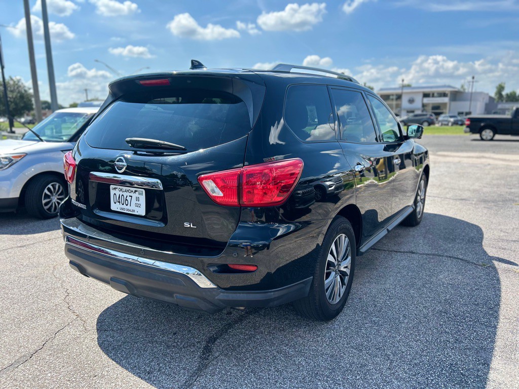 2019 Nissan Pathfinder Image 4