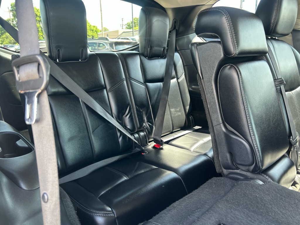 2019 Nissan Pathfinder Image 16
