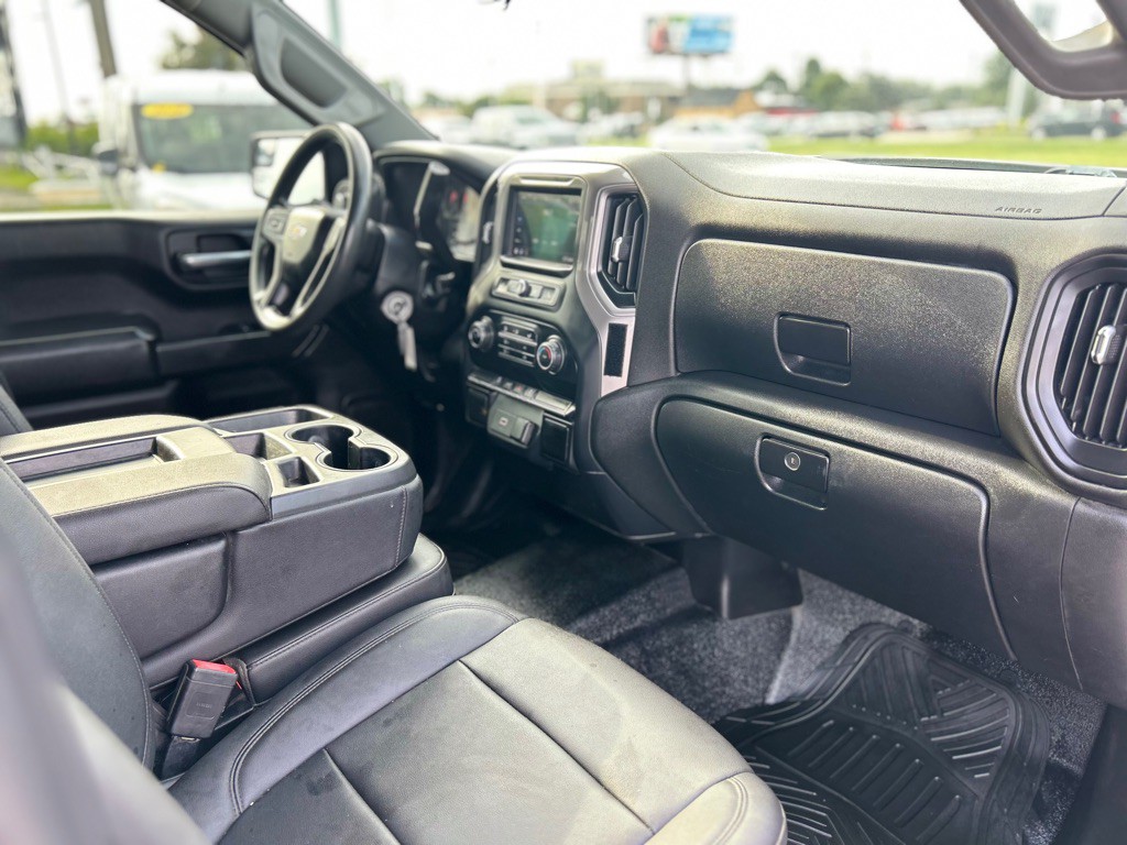 2019 Chevrolet Silverado 1500 Image 16