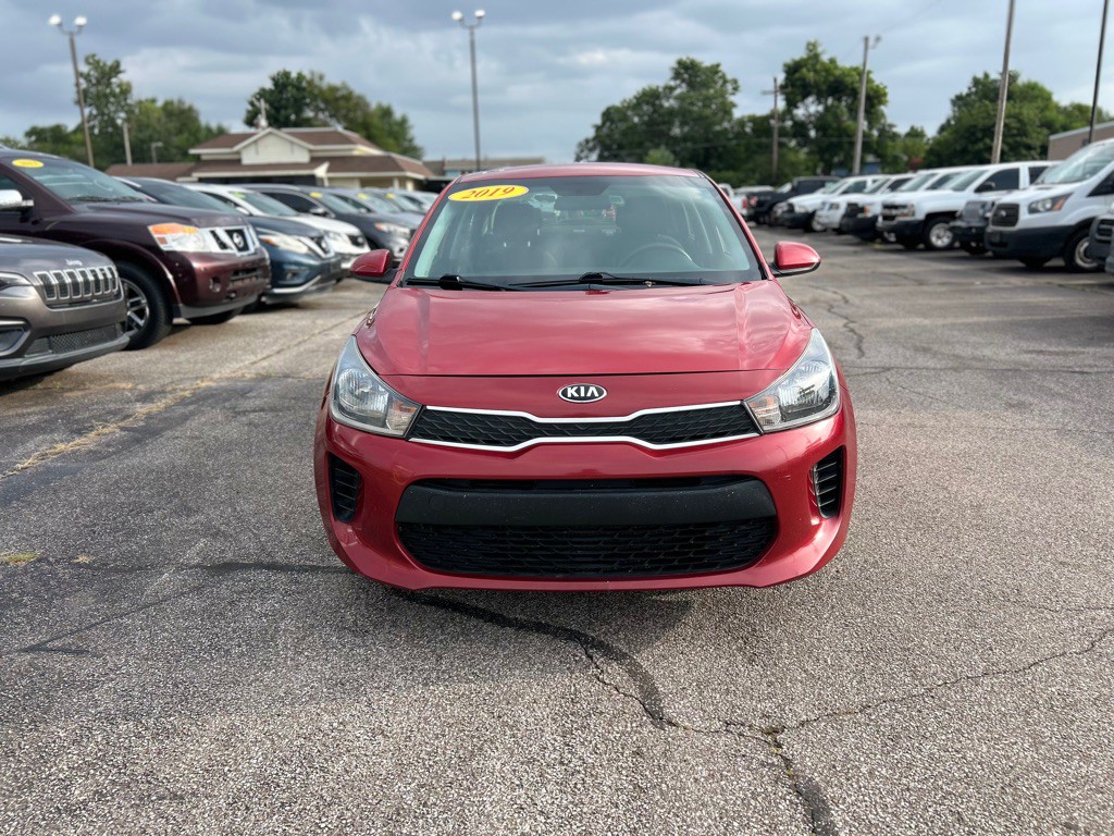 2019 Kia Rio Image 3