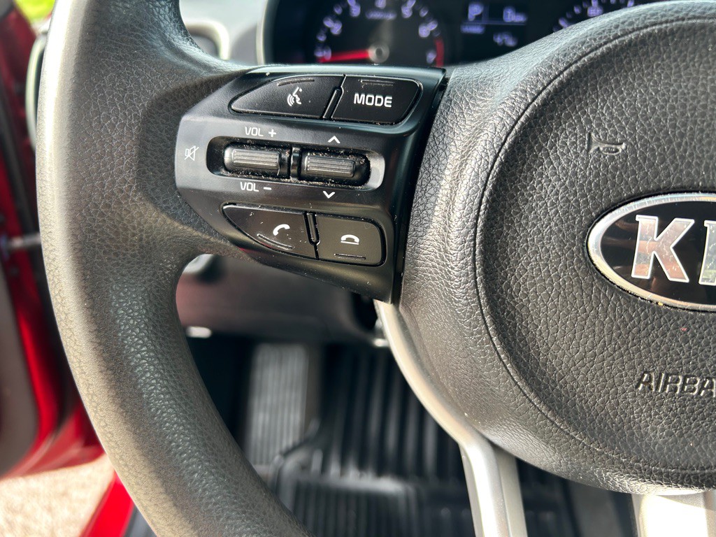 2019 Kia Rio Image 11