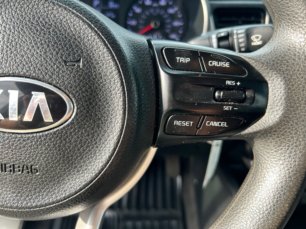 2019 Kia Rio Image 12