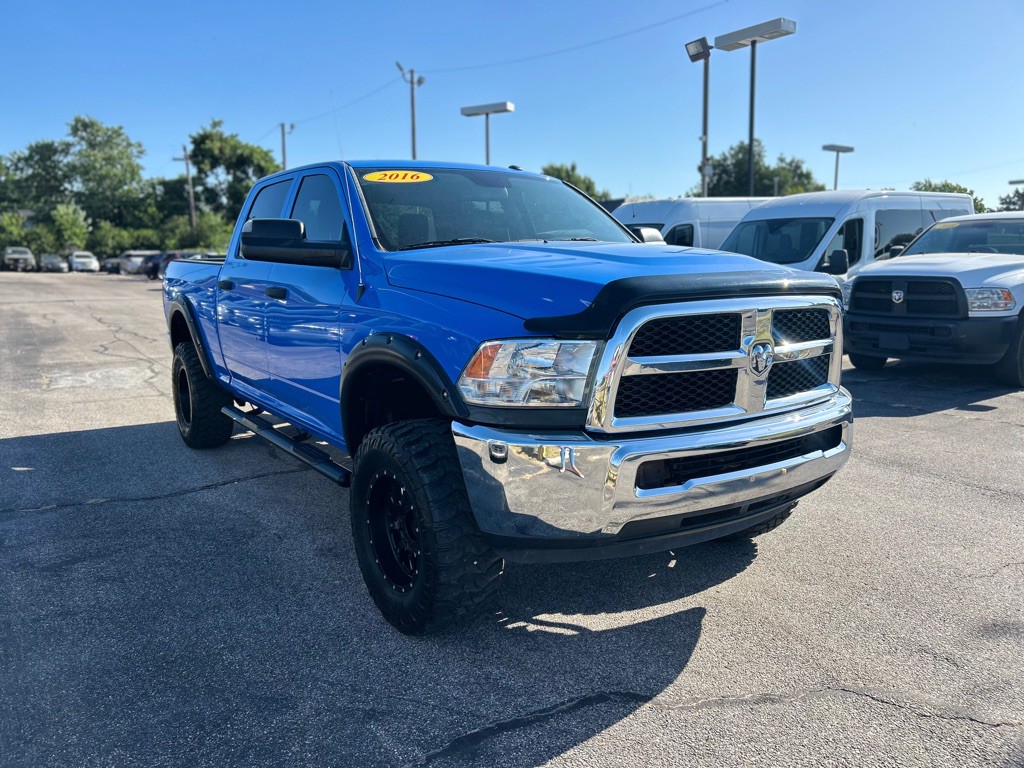 2016 RAM 2500 Image 2