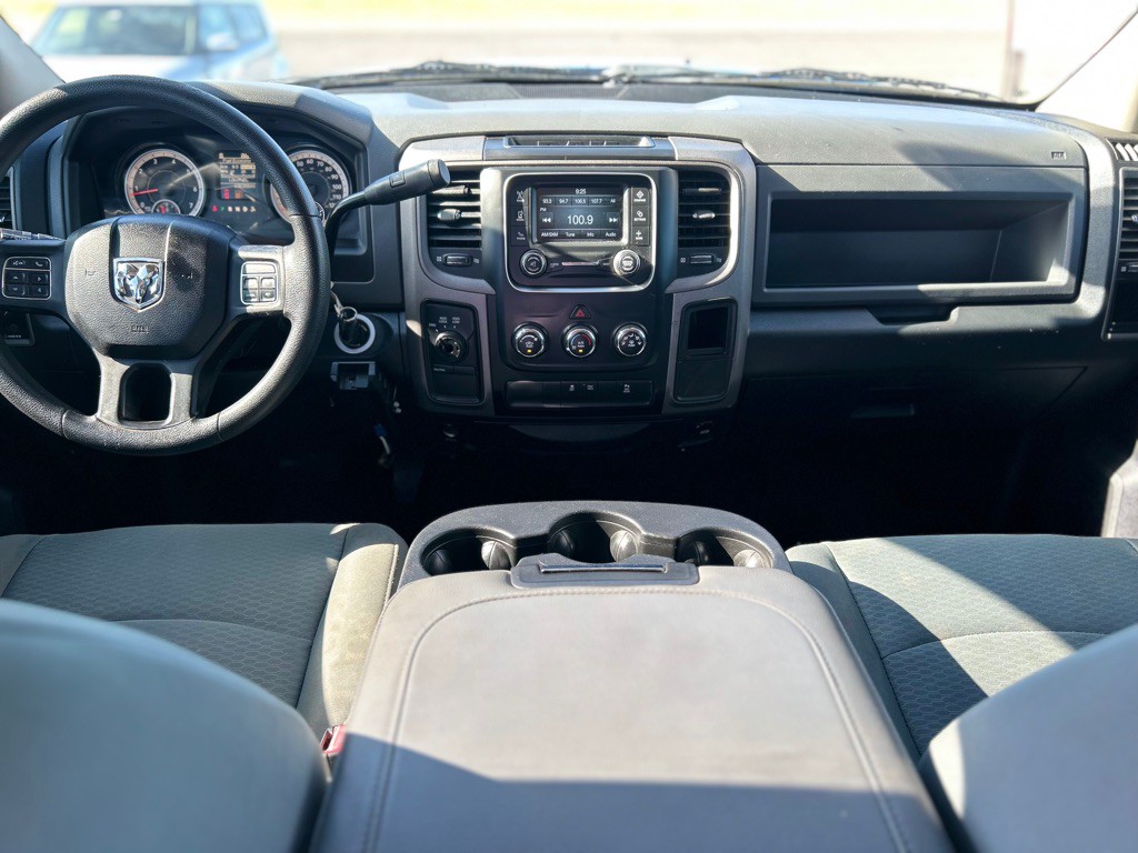 2016 RAM 2500 Image 14