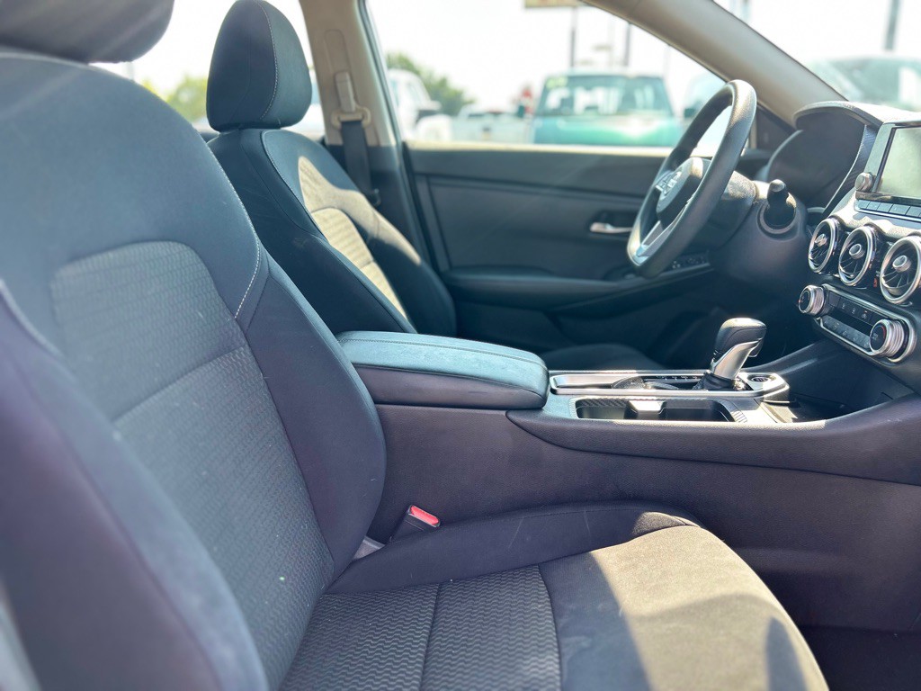 2020 Nissan Sentra Image 15