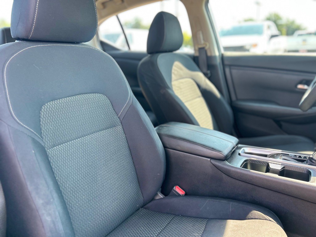 2020 Nissan Sentra Image 16