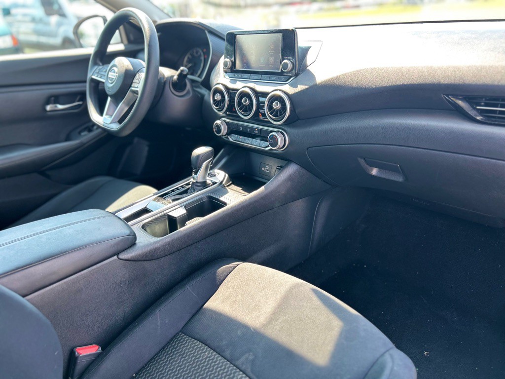 2020 Nissan Sentra Image 17