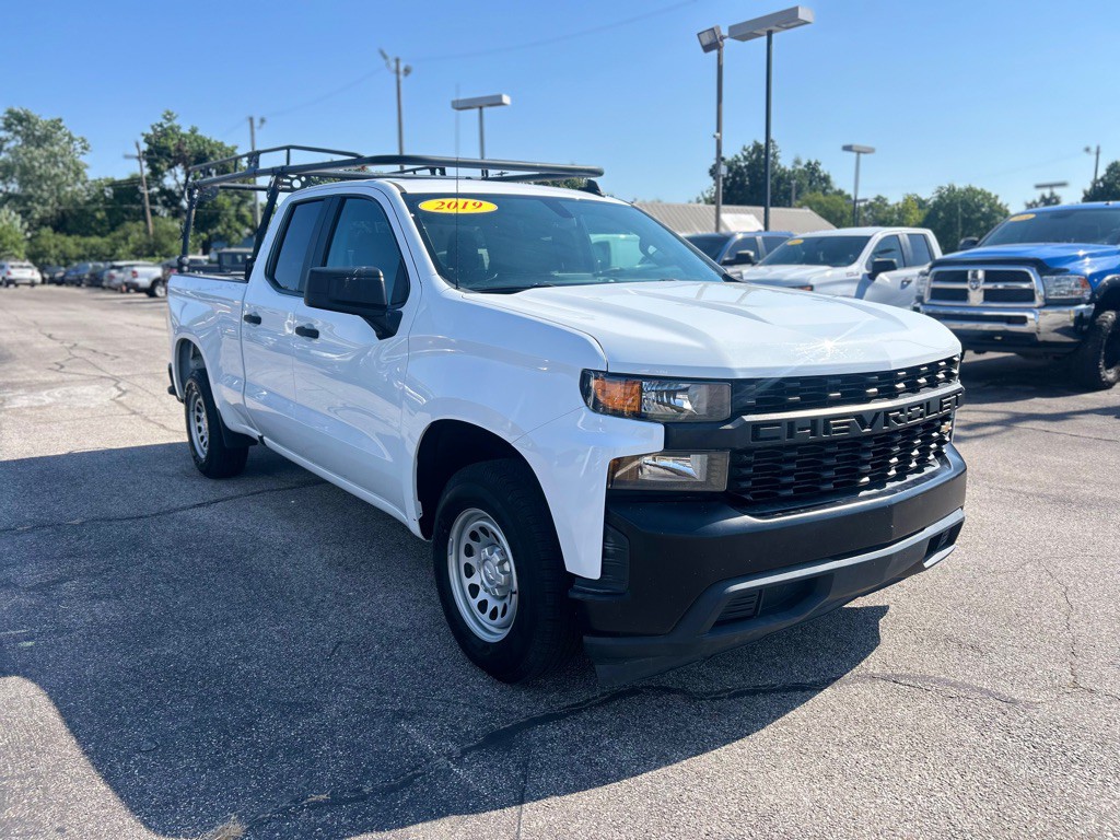 2019 Chevrolet Silverado 1500 Image 2
