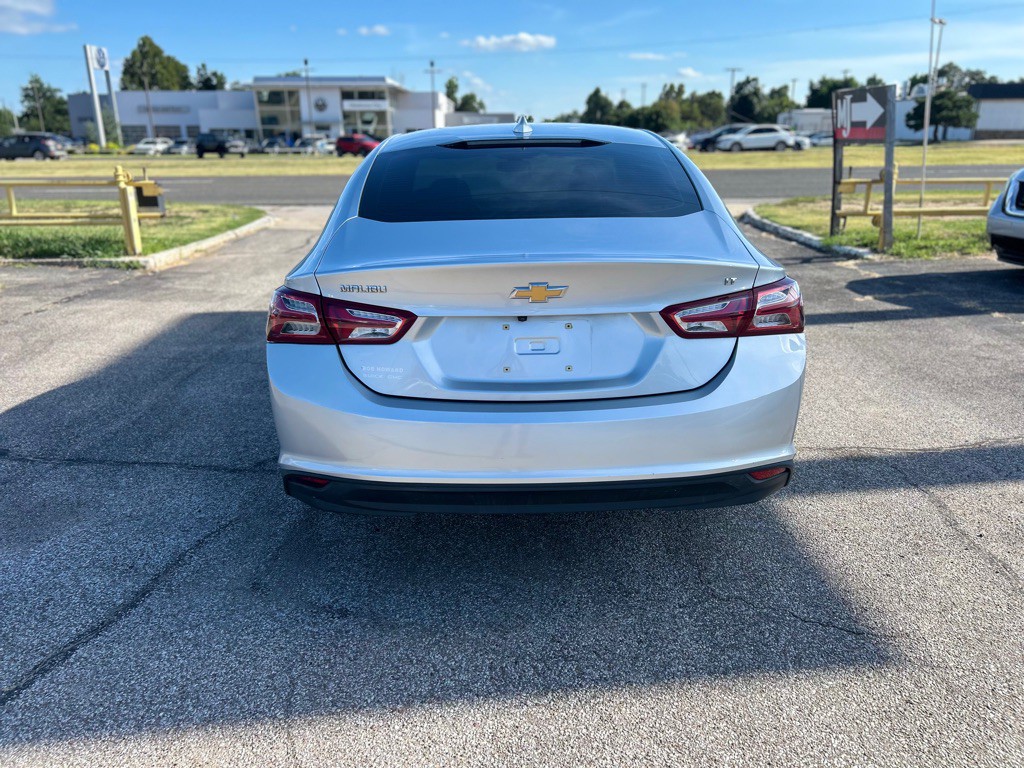 2020 Chevrolet Malibu Image 6
