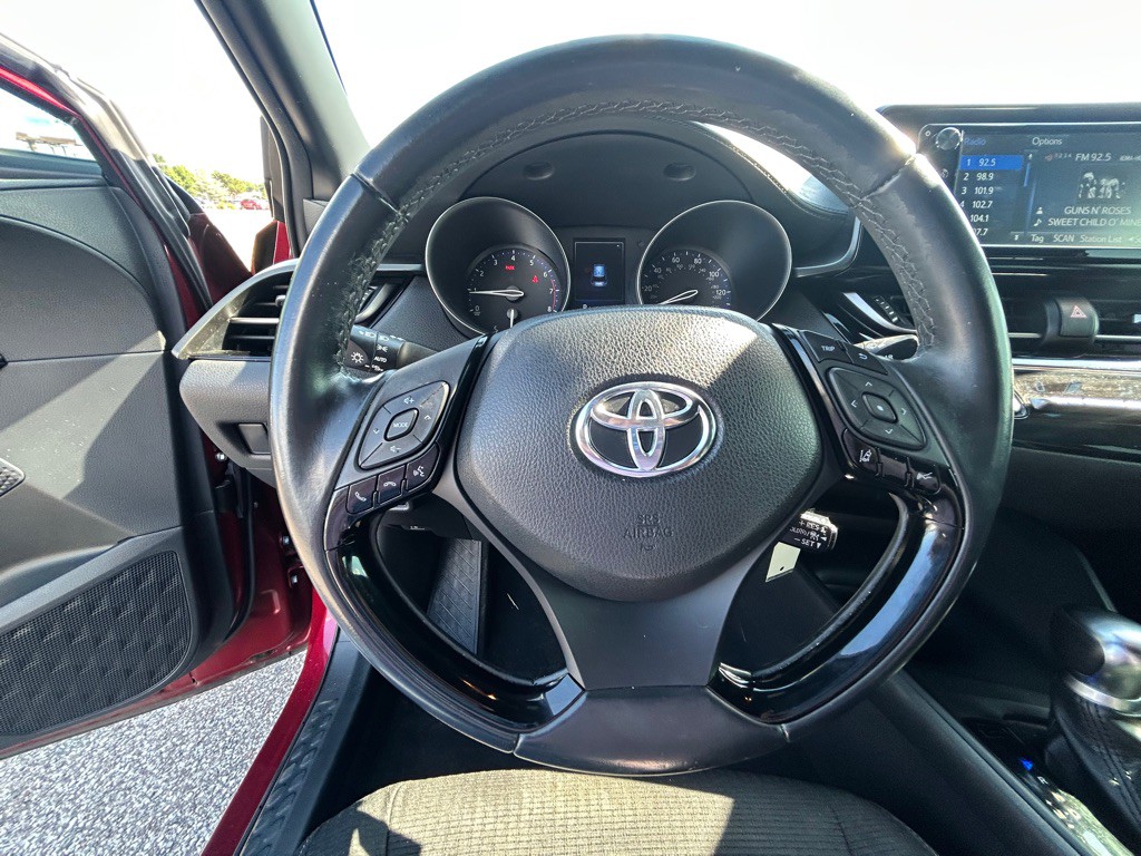 2018 Toyota C-HR Image 10