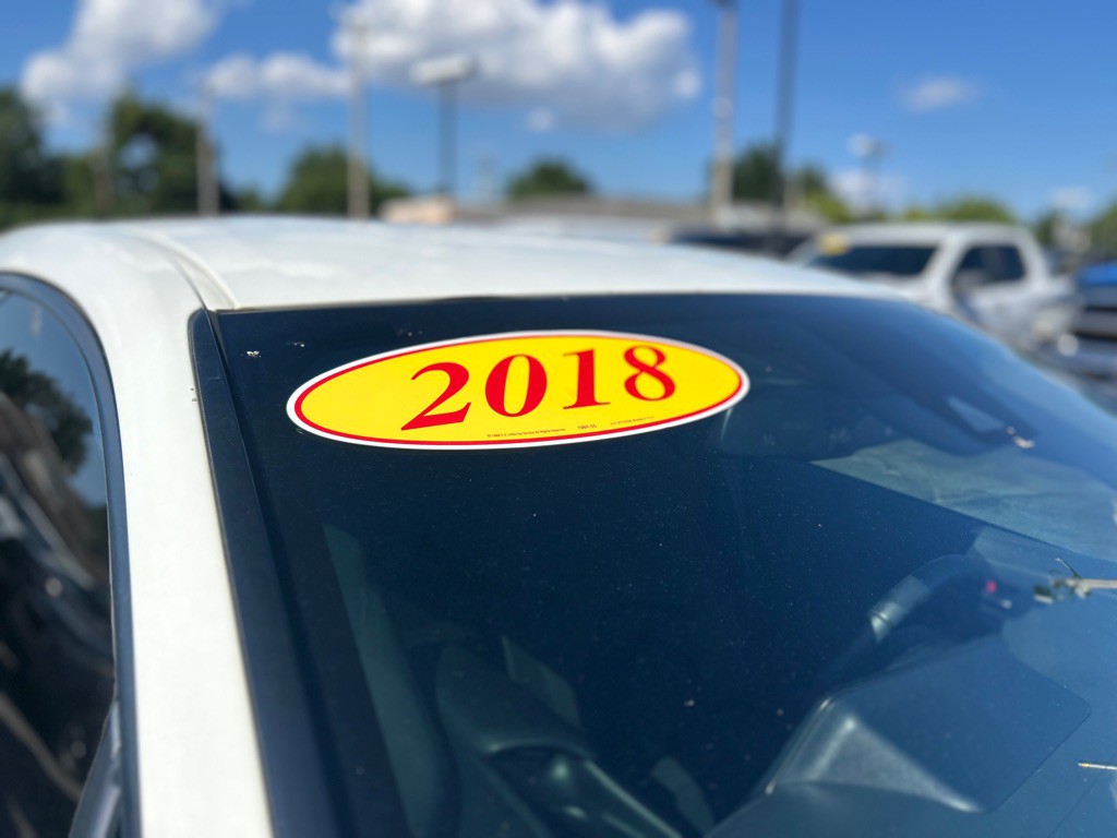 2018 Toyota C-HR Image 21