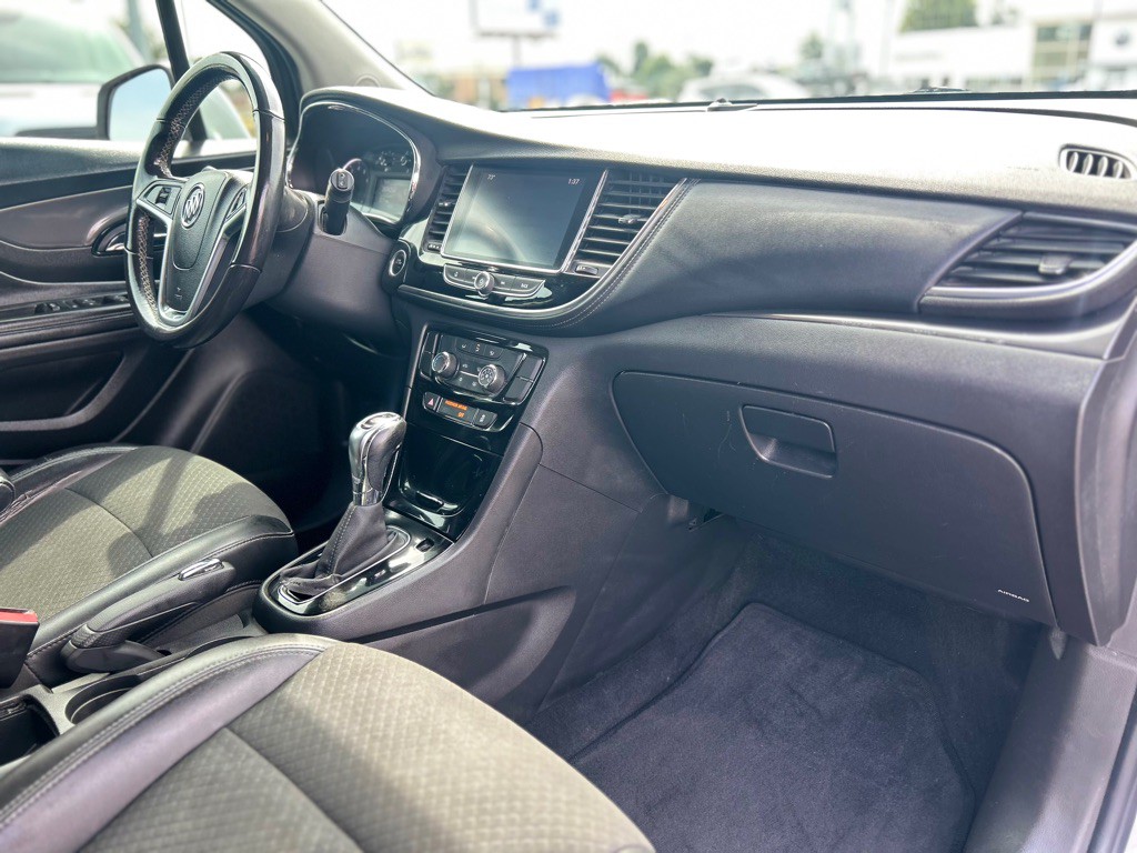 2018 Buick Enclave Image 17