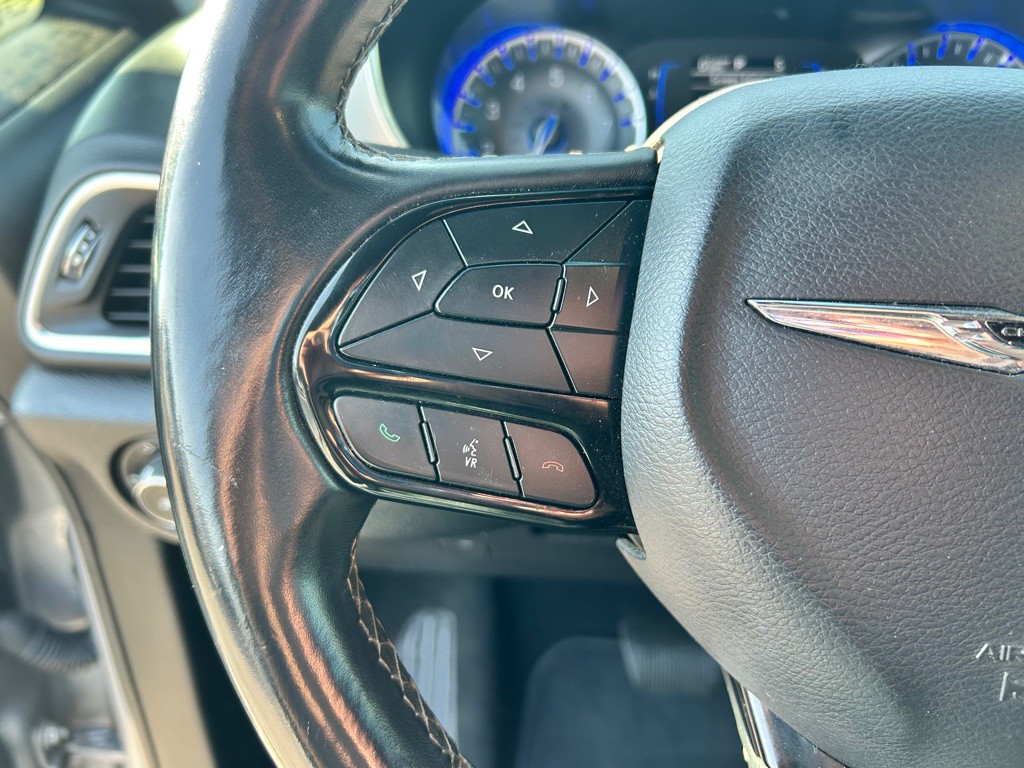 2018 Chrysler Pacifica Image 11