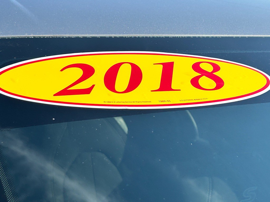 2018 Chrysler Pacifica Image 24