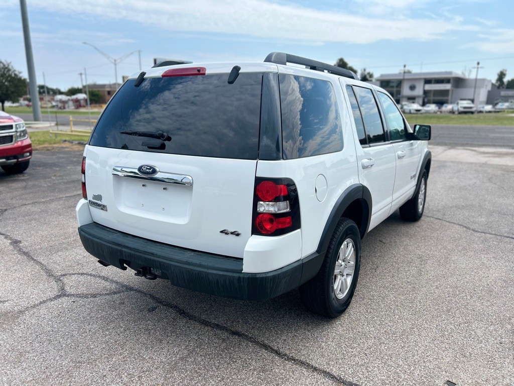 2007 Ford Explorer Image 4