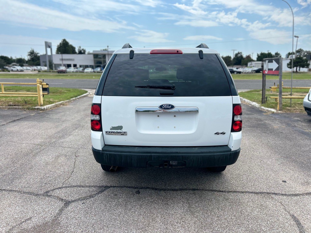 2007 Ford Explorer Image 6