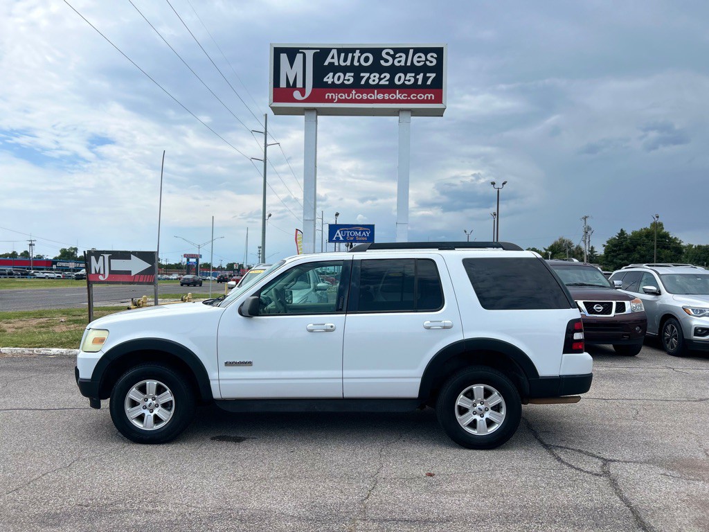2007 Ford Explorer Image 8