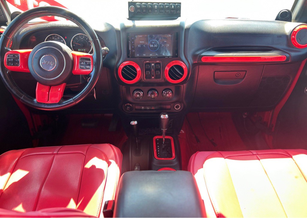 2011 Jeep Wrangler Unlimited Image 22
