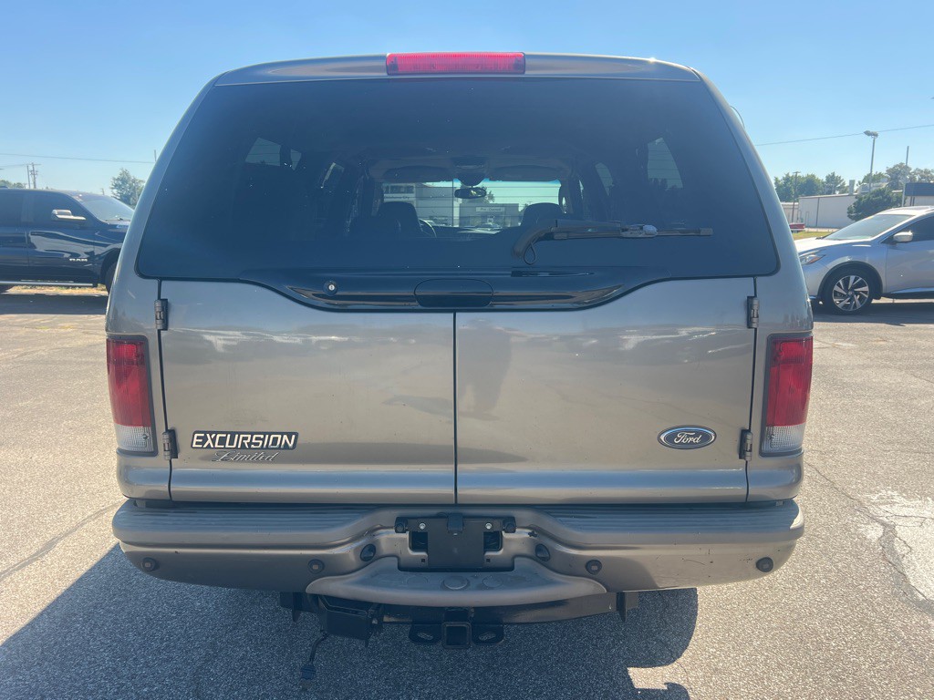 2003 Ford Excursion Image 6