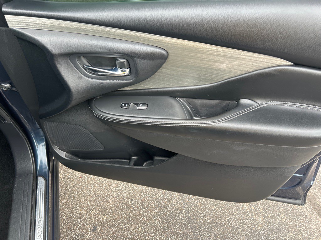 2015 Nissan Murano Image 19