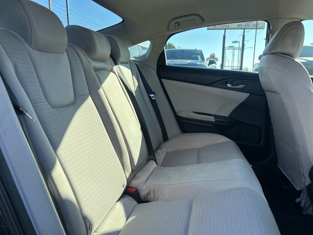 2020 Honda Insight Image 17