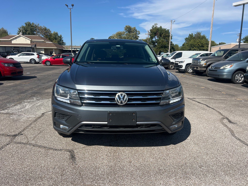 2018 Volkswagen Tiguan Image 2