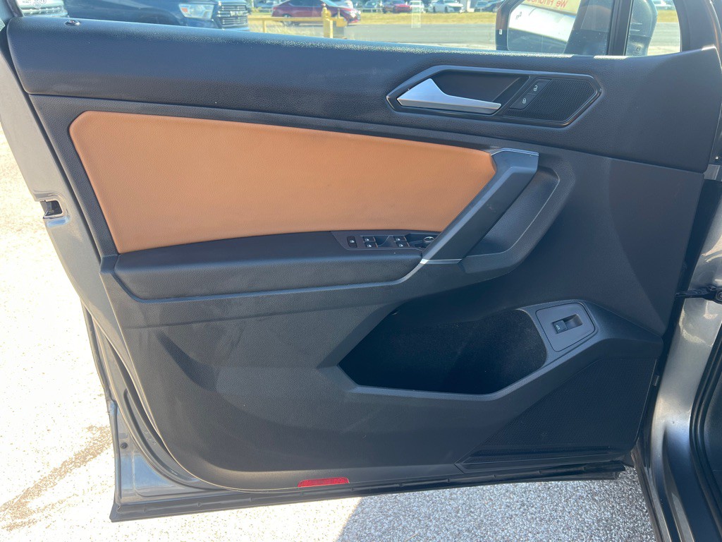 2018 Volkswagen Tiguan Image 15