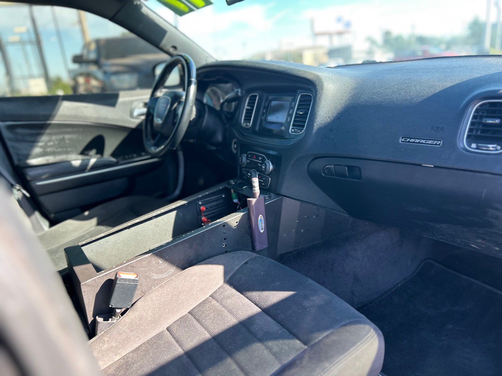 2017 Dodge Charger Image 17