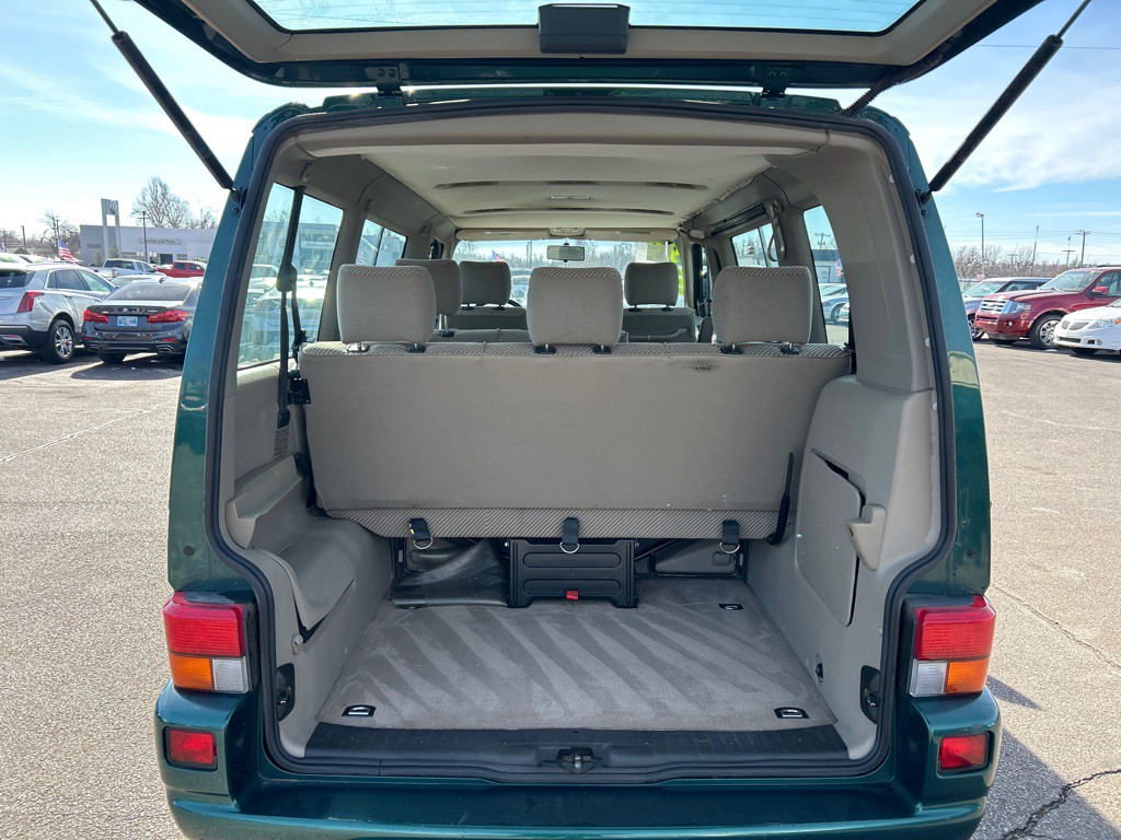 1999 Volkswagen Eurovan Image 8