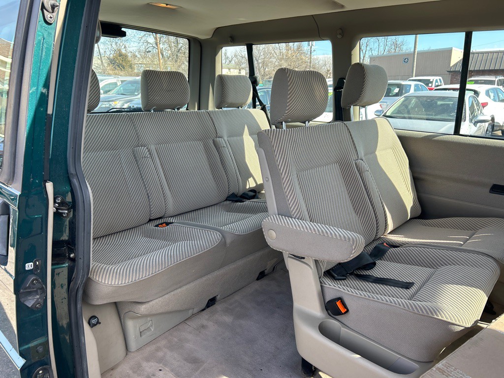 1999 Volkswagen Eurovan Image 11